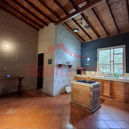Casa de 3 alcobas en venta en La Enea, Guarne, 1843 m² · foto 15 de 22