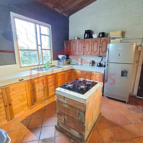 Casa de 3 alcobas en venta en La Enea, Guarne, 1843 m² · foto 16 de 22