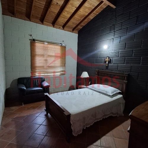 Casa de 3 alcobas en venta en La Enea, Guarne, 1843 m² · foto 19 de 22