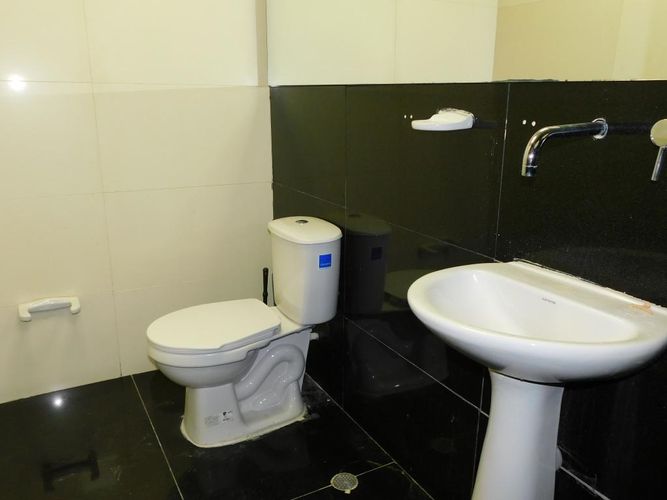 Local en arriendo en Altos Del Prado, Barranquilla, 220 m² · foto 13 de 24
