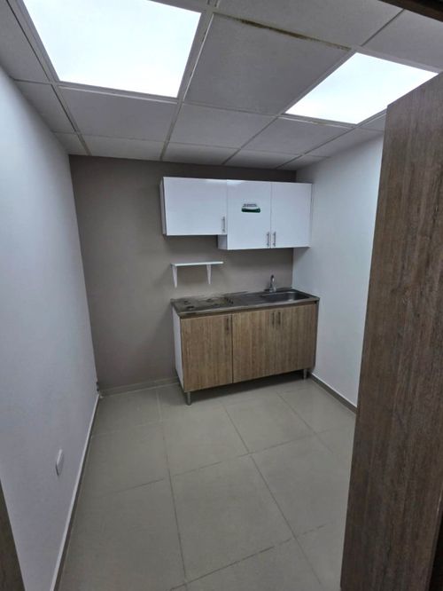 Local en arriendo en Ciudad Mallorquin, Barranquilla, 180 m² · foto 5 de 8