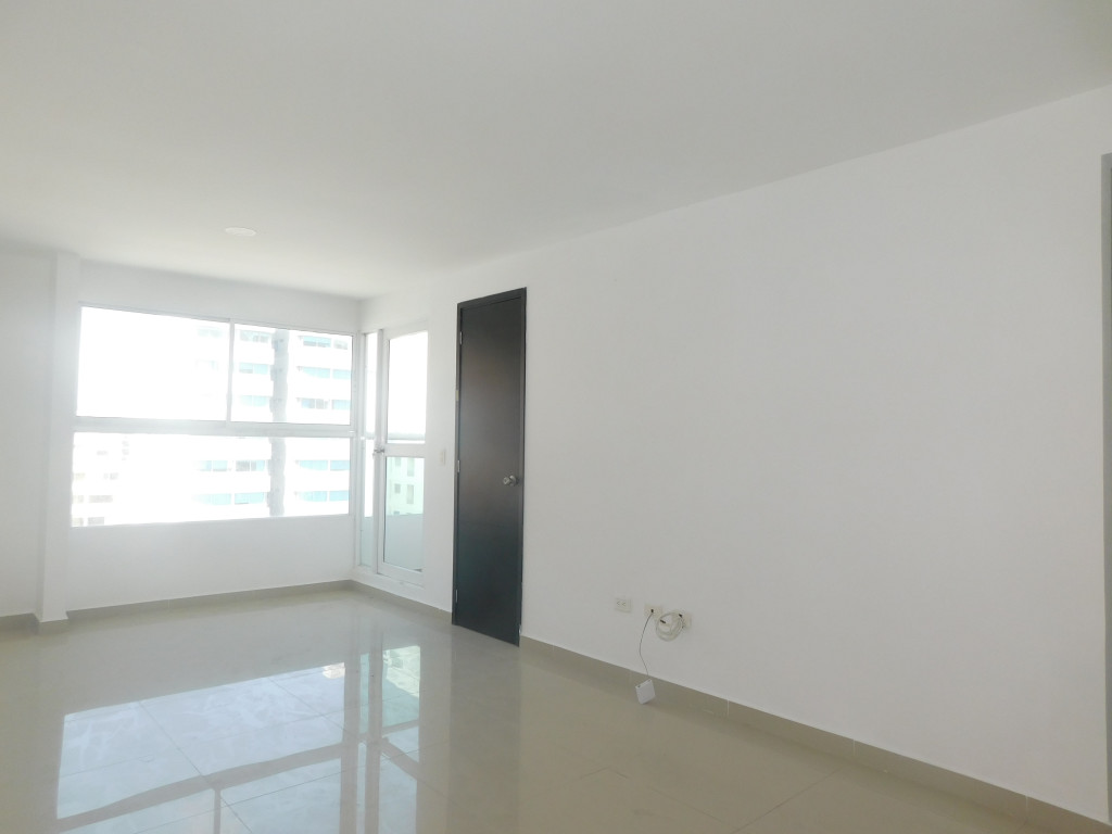 Apartamento en arriendo en Altos De Riomar, Barranquilla · foto 2 de 16