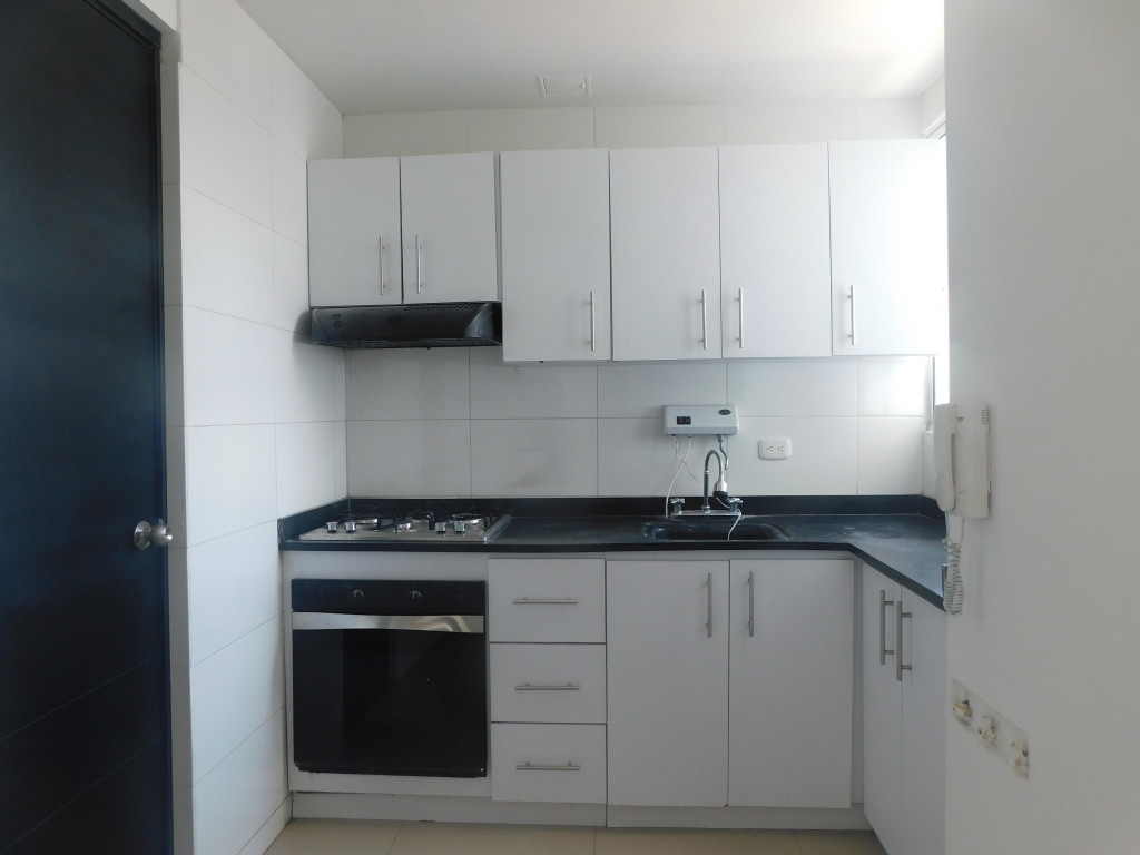 Apartamento en arriendo en Altos De Riomar, Barranquilla · foto 4 de 16