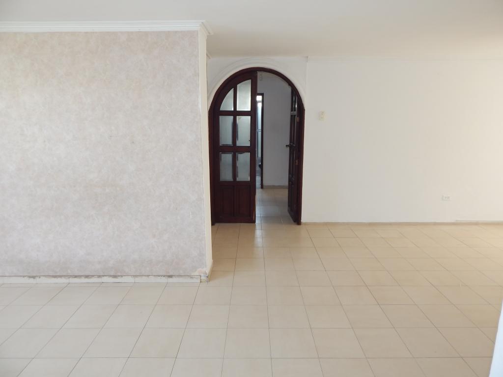Apartamento en arriendo en Altos De Riomar, Barranquilla · foto 3 de 19