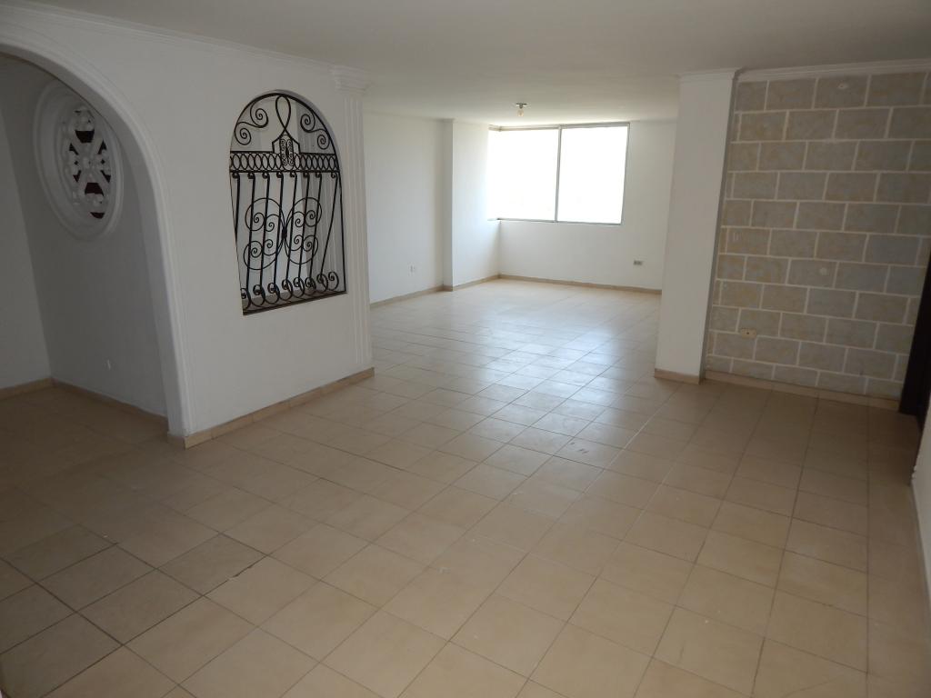 Apartamento en arriendo en Altos De Riomar, Barranquilla · foto 4 de 19