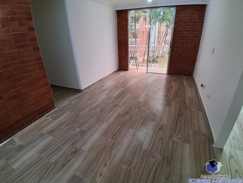 Apartamento en venta en Zona Centro, Envigado · foto 7 de 8