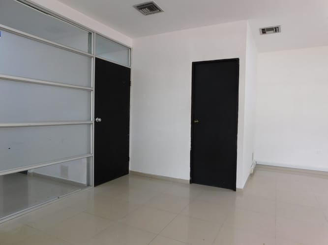 Local en arriendo en El Prado, Barranquilla, 84 m² · foto 2 de 23