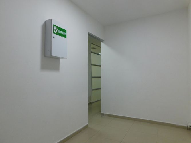 Local en venta en El Prado, Barranquilla, 84 m² · foto 8 de 23