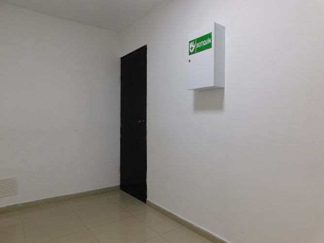 Local en venta en El Prado, Barranquilla, 84 m² · foto 9 de 23
