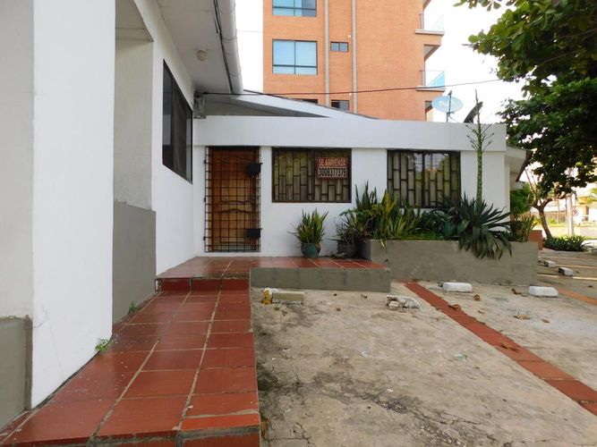 Casa en venta en La Campiña, Barranquilla, 444 m² · foto 5 de 9