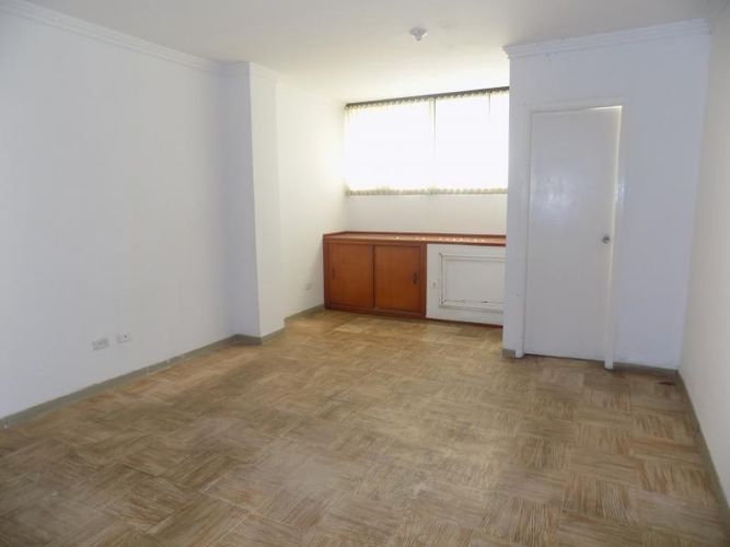 Consultorio en venta en Altos Del Prado, Barranquilla, 53 m² · foto 2 de 8