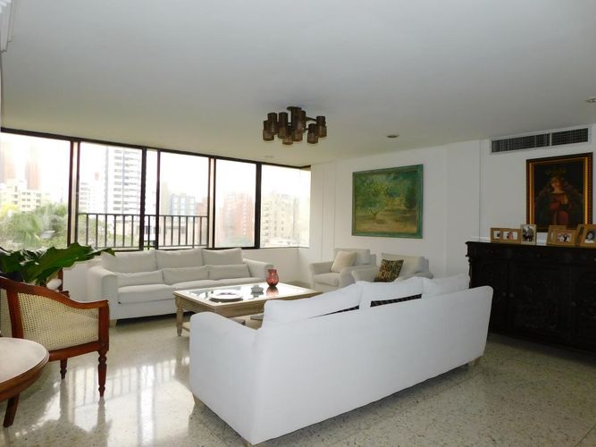 Apartamento de 4 alcobas en venta en Altos Del Prado, Barranquilla, 413 m² · foto 6 de 24