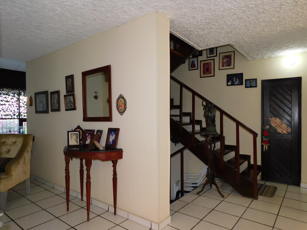 Casa en venta en Santa Monica, Barranquilla · foto 2 de 24
