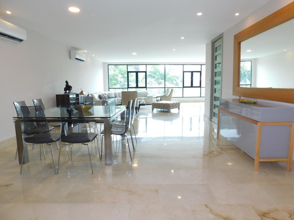 Apartamento en venta en Altos De Riomar, Barranquilla · foto 2 de 24