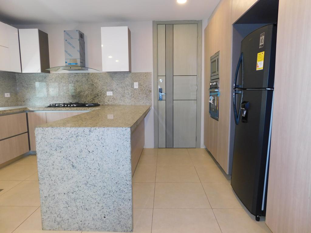 Apartamento en venta en Altos De Riomar, Barranquilla · foto 7 de 24