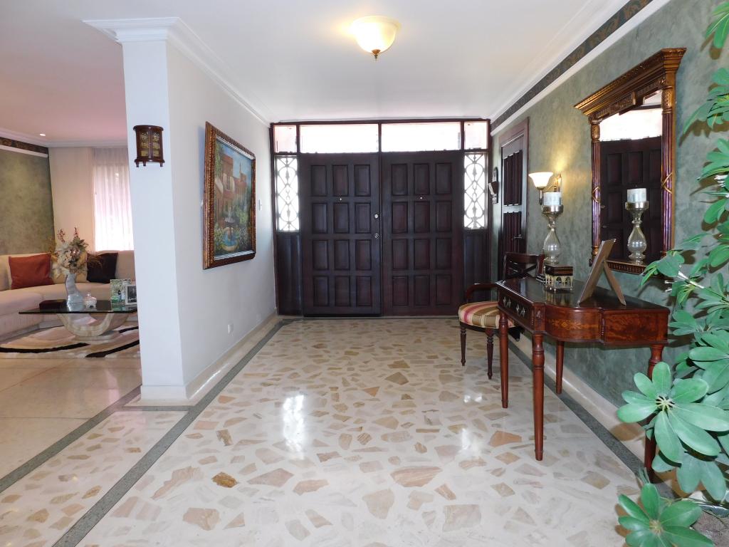 Casa en venta en Altos Del Prado, Barranquilla · foto 3 de 24