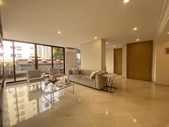 Apartamento de 3 alcobas en venta en Altos Del Prado, Barranquilla, 170 m² · foto 4 de 24