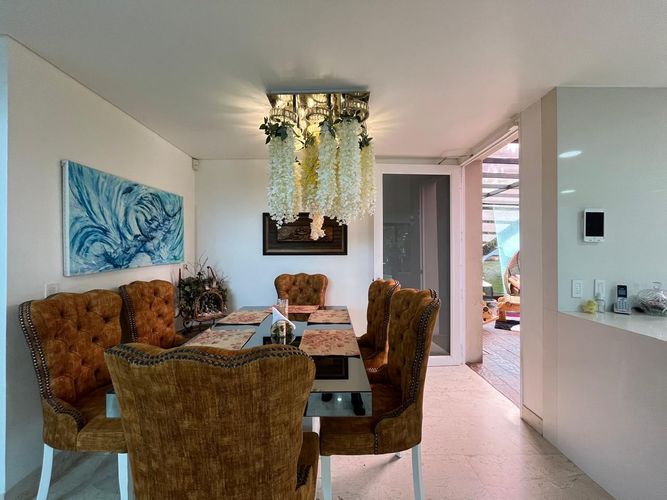 Casa de 4 alcobas en venta en Vía Las Palmas, Envigado, 397 m² · foto 2 de 20
