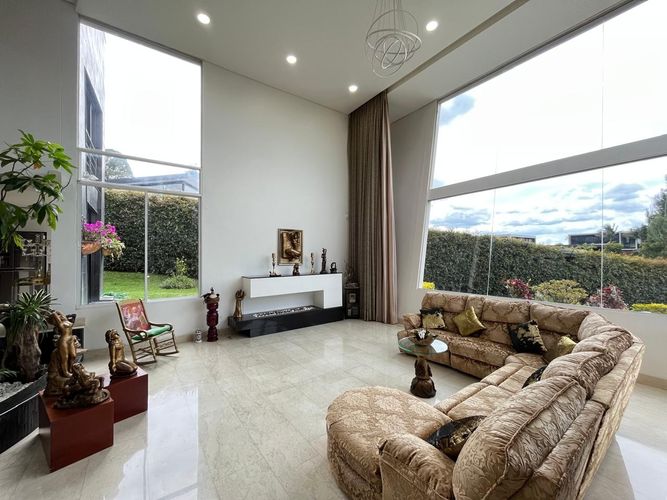 Casa de 4 alcobas en venta en Vía Las Palmas, Envigado, 397 m² · foto 6 de 20