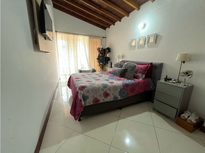 Apartamento de 3 alcobas en venta en El Dorado, Envigado, 92 m² · foto 7 de 16