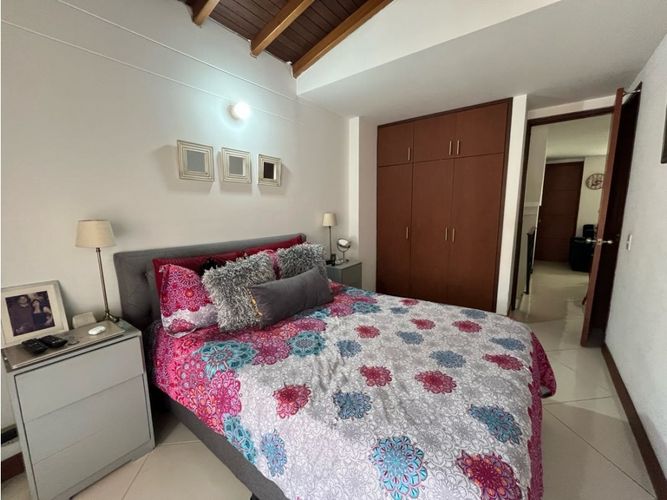 Apartamento de 3 alcobas en venta en El Dorado, Envigado, 92 m² · foto 8 de 16
