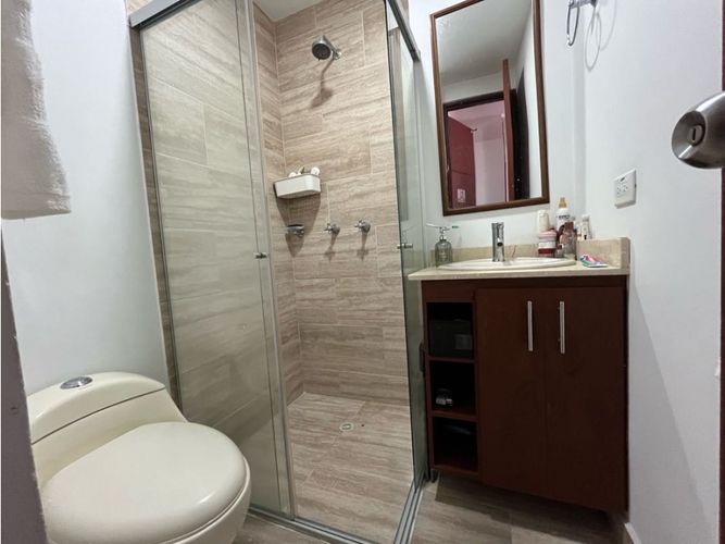 Apartamento de 3 alcobas en venta en El Dorado, Envigado, 92 m² · foto 10 de 16