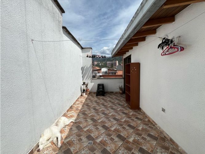 Apartamento de 3 alcobas en venta en El Dorado, Envigado, 92 m² · foto 16 de 16
