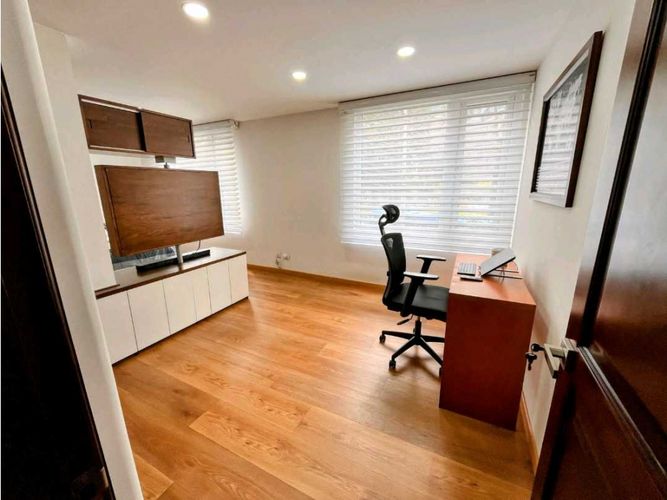 Apartamento de 2 alcobas en venta en Escuela De Infanteria, Bogotá, 128 m² · foto 13 de 17