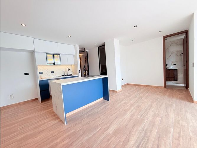 Apartamento de 2 alcobas en venta en La Ceja, 77 m² · foto 3 de 14