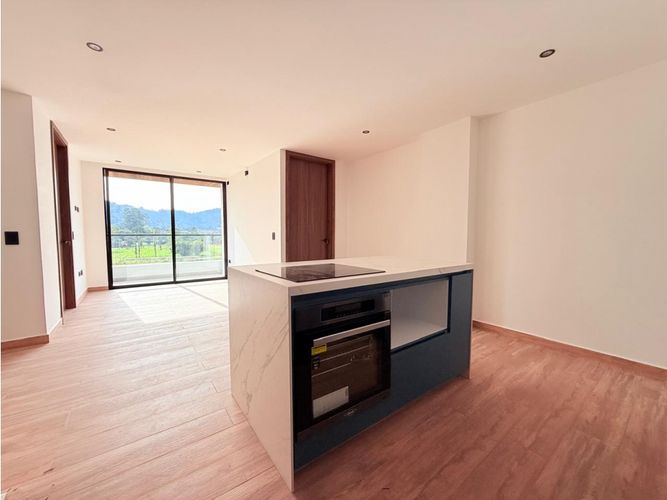 Apartamento de 2 alcobas en venta en La Ceja, 77 m² · foto 4 de 14
