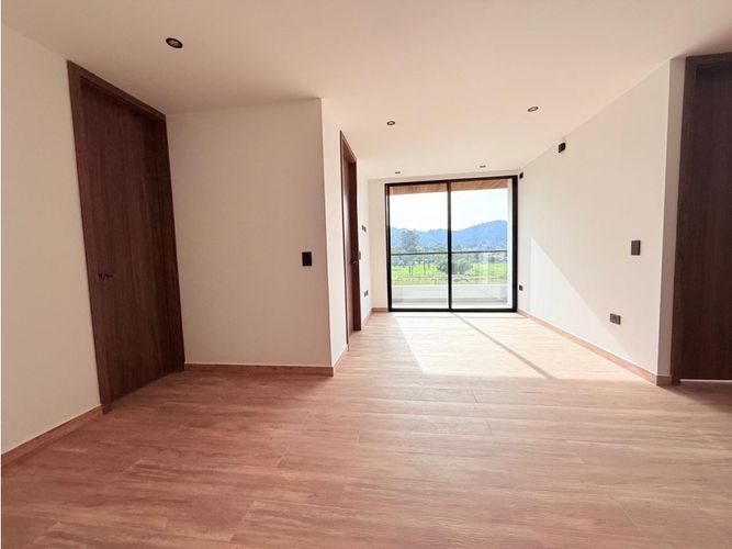 Apartamento de 2 alcobas en venta en La Ceja, 77 m² · foto 5 de 14