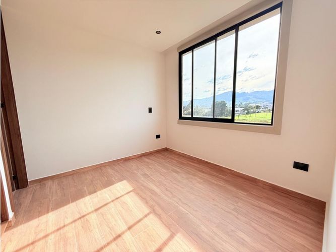 Apartamento de 2 alcobas en venta en La Ceja, 77 m² · foto 11 de 14