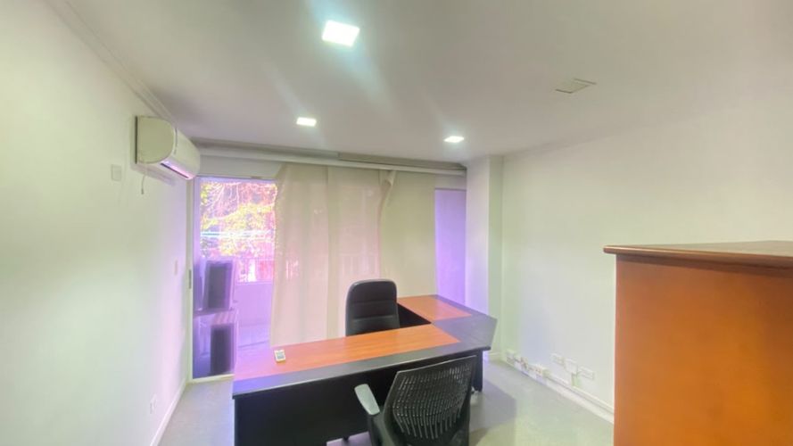 Local en venta en Manga, Cartagena, 112 m² · foto 12 de 24