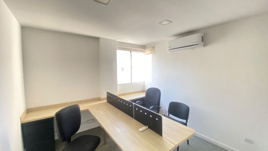 Local en venta en Manga, Cartagena, 112 m² · foto 20 de 24