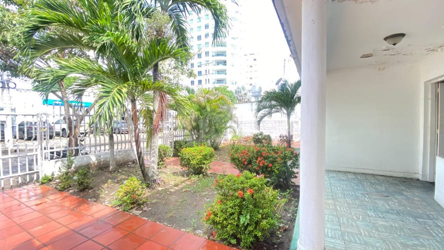 Casa de 6 alcobas en arriendo en Manga, Cartagena, 400 m² · foto 4 de 23