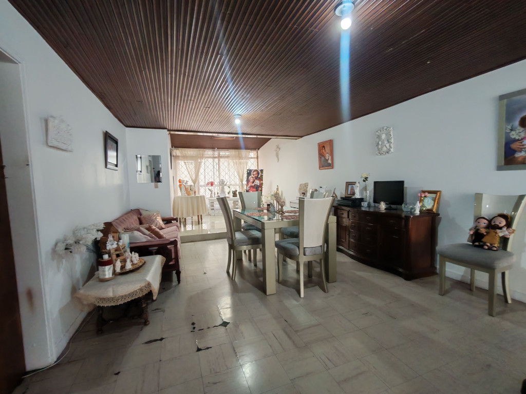 Casa en venta en Ciudad Montes, Bogotá · foto 2 de 21