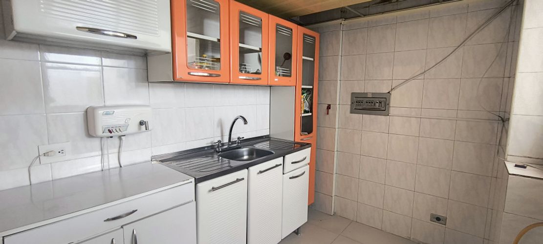 Casa de 6 alcobas en venta en Quiroga, Bogotá, 250 m² · foto 3 de 24
