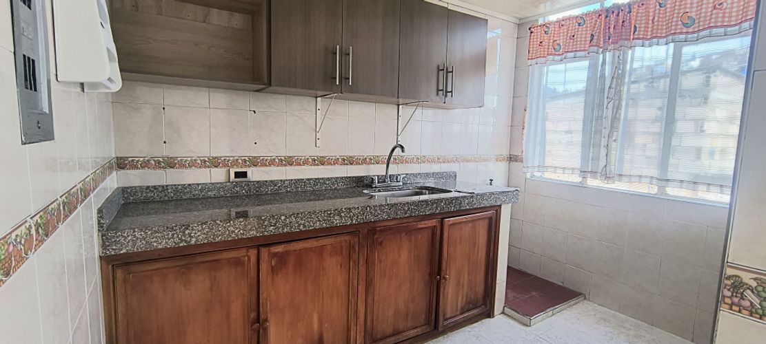 Casa de 6 alcobas en venta en Quiroga, Bogotá, 250 m² · foto 23 de 24