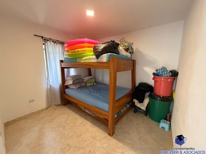 Casa de 4 alcobas en venta en Machado, Copacabana · foto 5 de 12