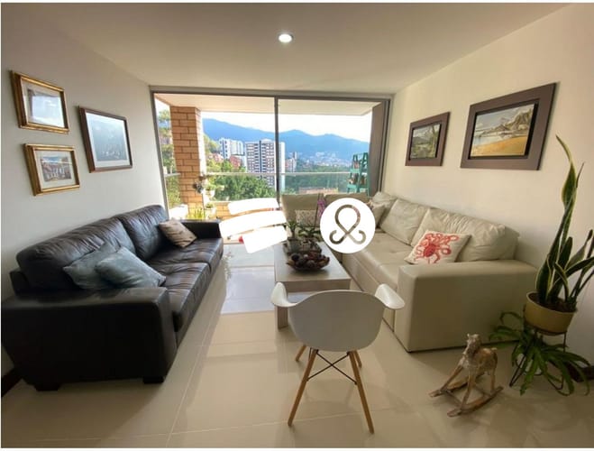 Apartamento de 3 alcobas en venta en El Diamante No. 2, Medellín, 95 m² · foto 2 de 24