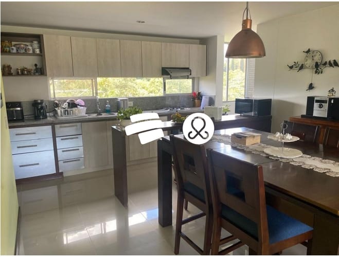 Apartamento de 3 alcobas en venta en El Diamante No. 2, Medellín, 95 m² · foto 8 de 24