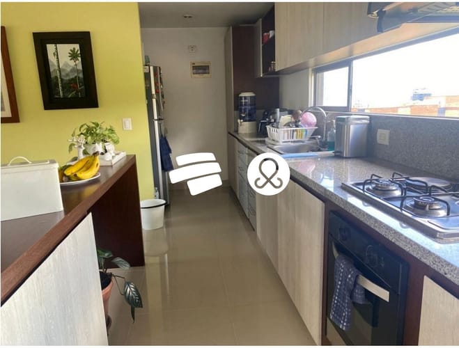 Apartamento de 3 alcobas en venta en El Diamante No. 2, Medellín, 95 m² · foto 11 de 24