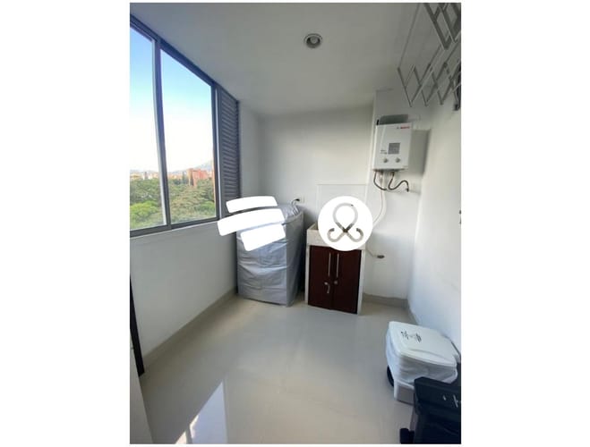 Apartamento de 3 alcobas en venta en El Diamante No. 2, Medellín, 95 m² · foto 20 de 24
