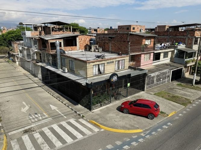 Edificio en venta en Metropolitano Del Norte, Cali, 264 m² · foto 2 de 11
