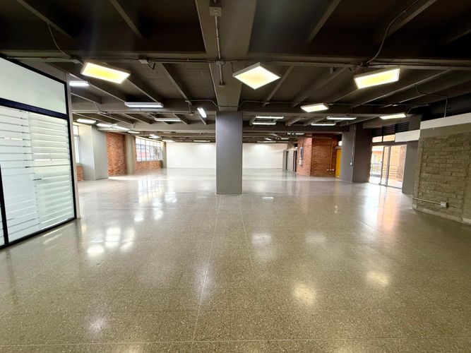 Oficina en arriendo en Olaya Herrera, Medellín, 390 m² · foto 12 de 15