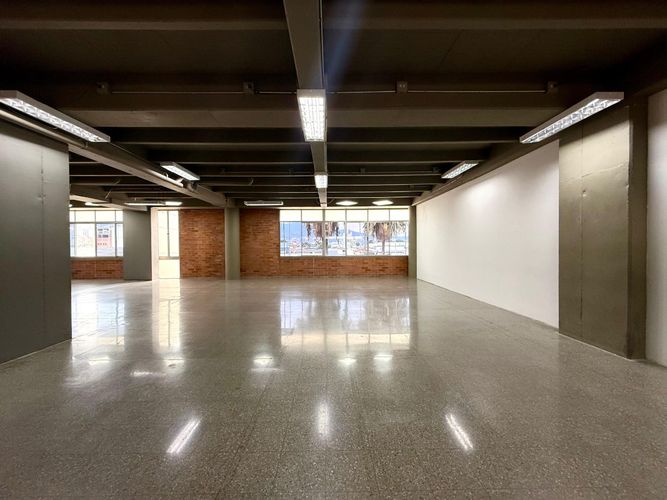 Oficina en arriendo en Olaya Herrera, Medellín, 390 m² · foto 14 de 15