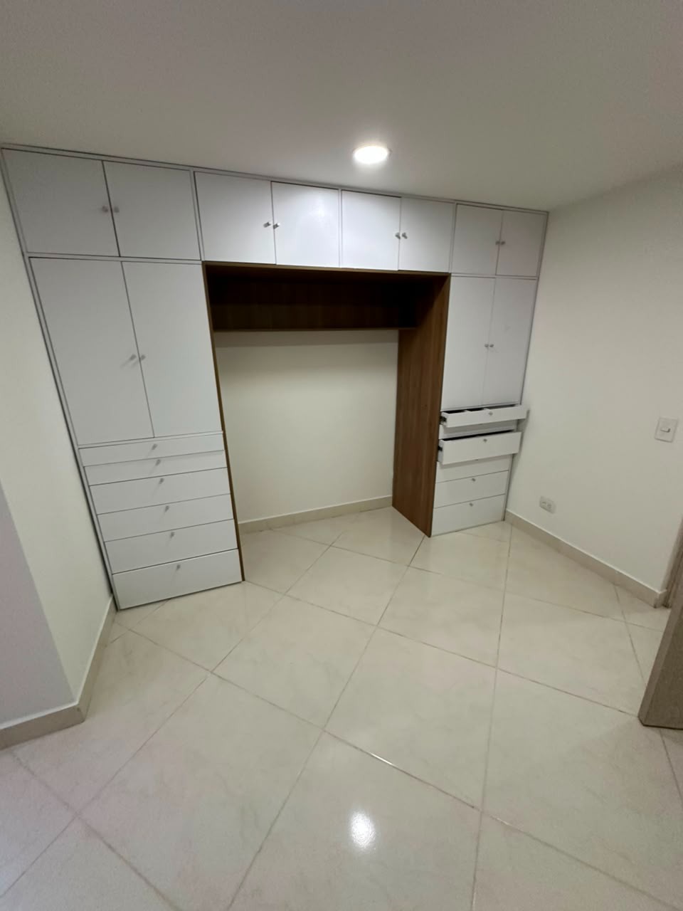 Apartamento en venta en El Carmelo Ii, Sabaneta · foto 22 de 24