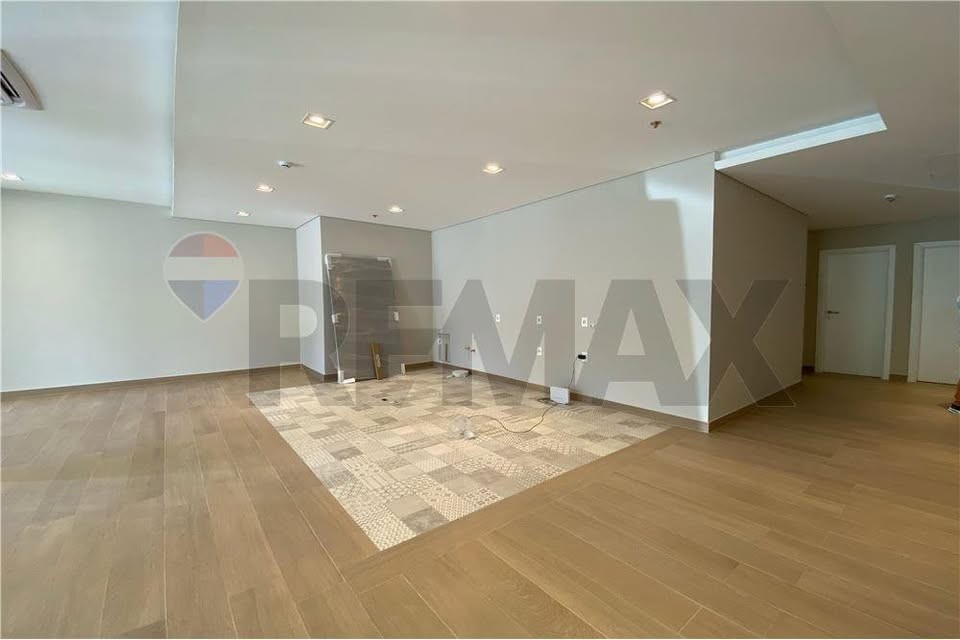 Local Comercial en Alquiler, Barrio Las Mercedes, Equipado para Cafetería — foto 3
