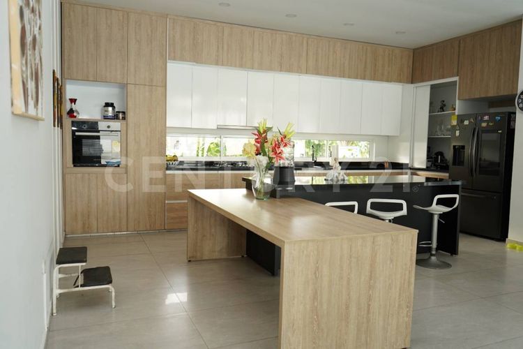 Casa de 5 alcobas en venta en Cairo Alto, Villavicencio, 860 m² · foto 10 de 19