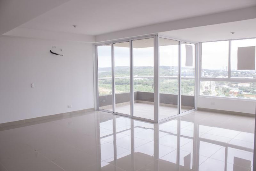 Apartamento en venta en Cr.La Castellana, Barranquilla · foto 5 de 14